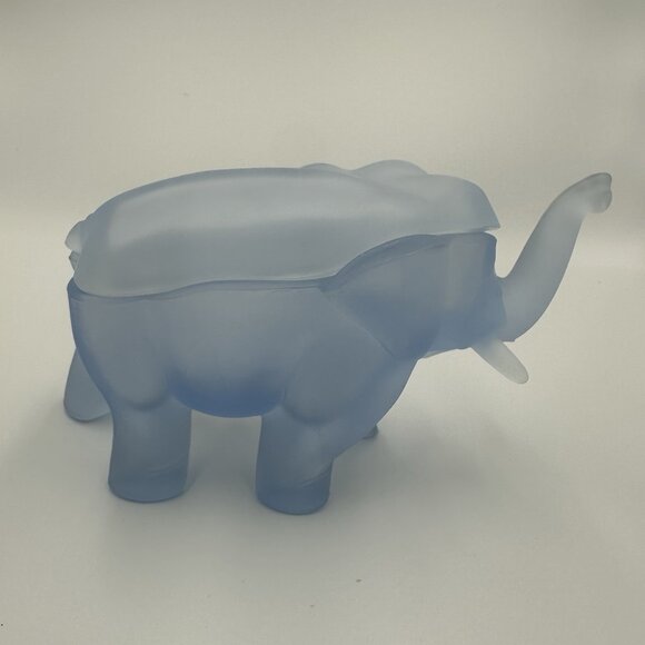 Vintage Indiana Glass Frosted Baby Blue Elephant Candy Jar Trinket Dish Charming - Picture 3 of 10